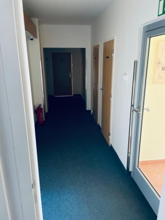 Apartmany Bryksova Prag Exterior foto